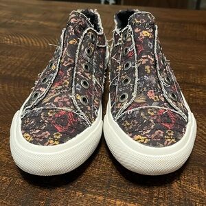 Brand new Blowfish Floral Tennis Shoes size women’s 8.5